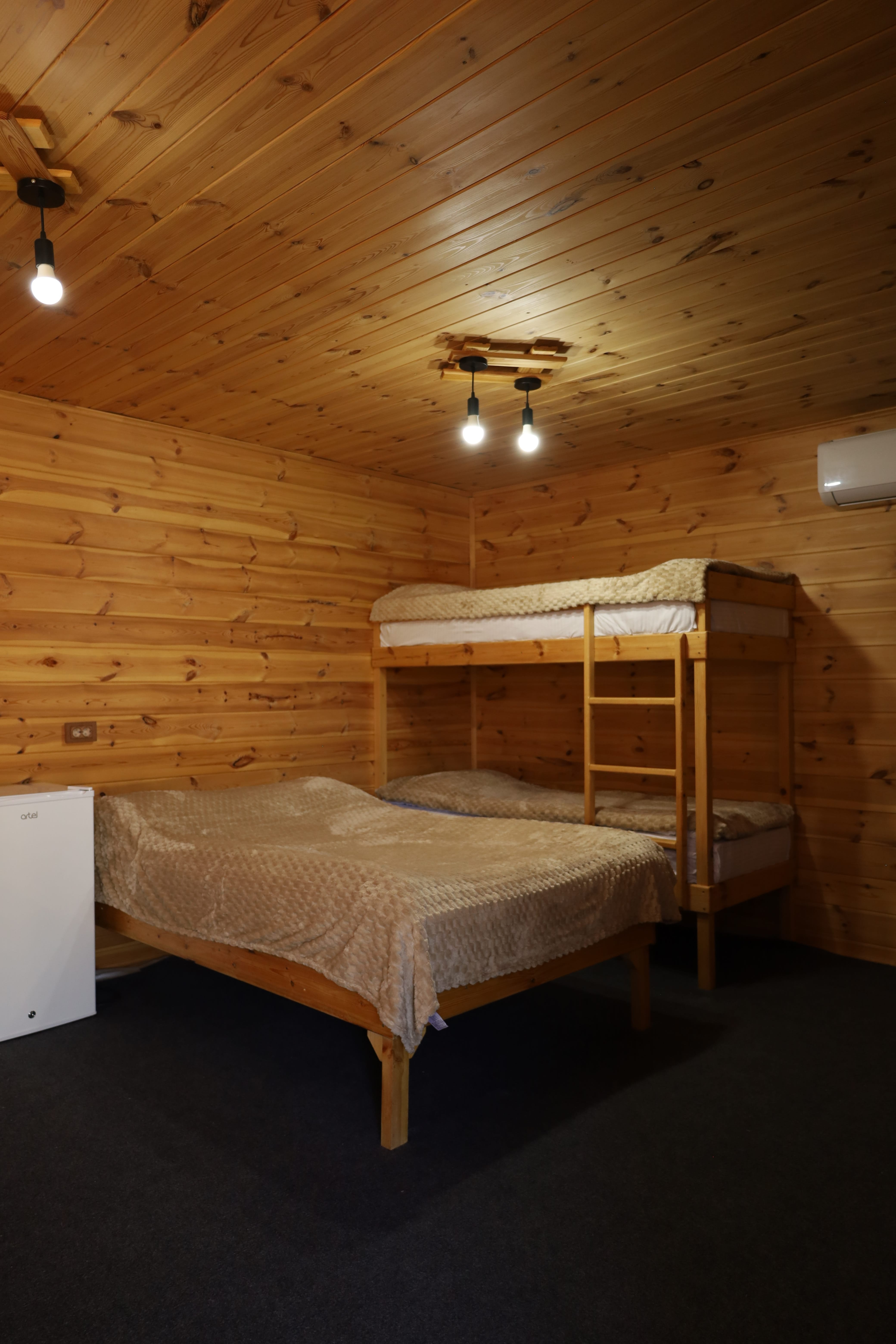 Деревянный домик 2